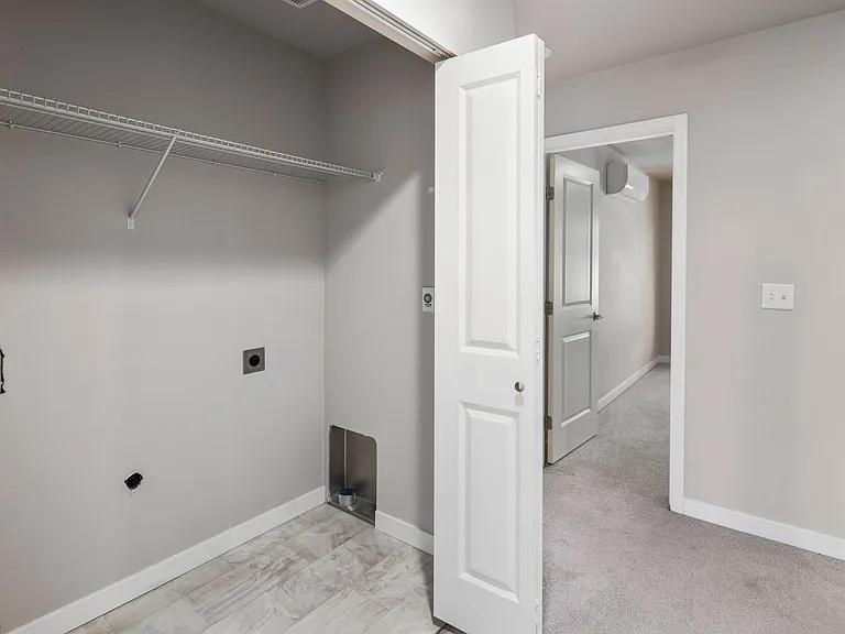 Rainier View Court Townhomes — Photo 32