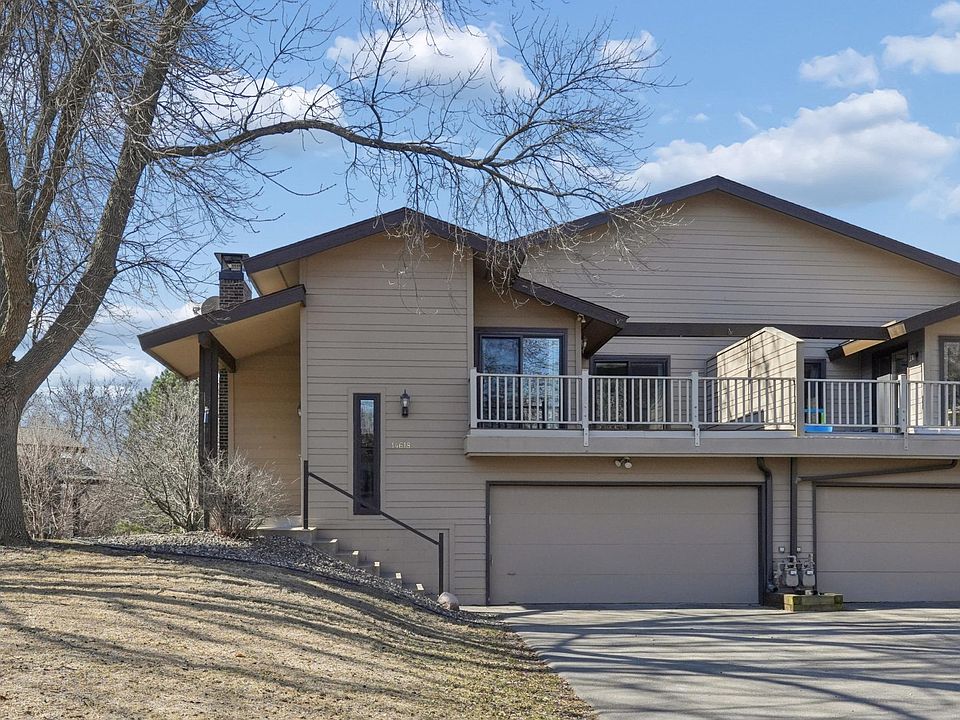 1st image of 14618 Hampshire Pl