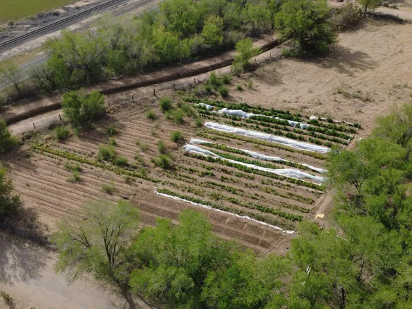 9 Burson Ln, Belen, NM 87002