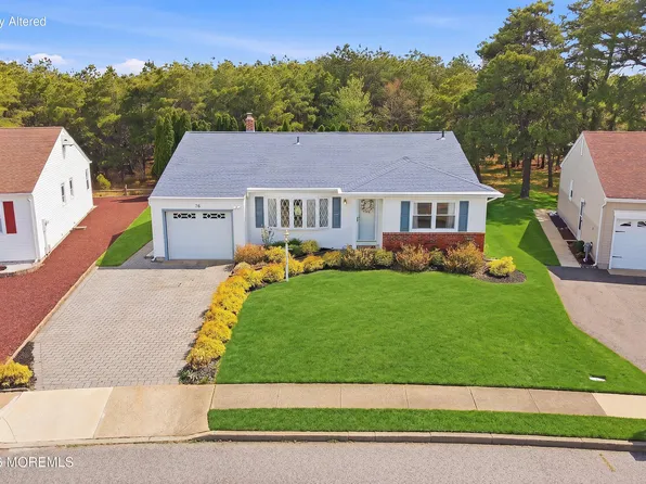 76 Westport Drive, Toms River, NJ 08757