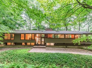 9 Daniels Rd, Boonton Township, NJ 07005