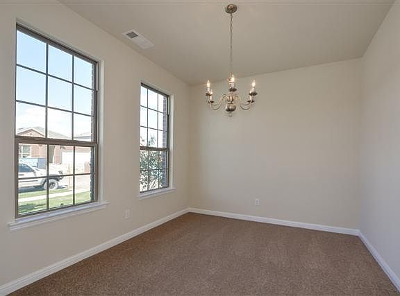 5th image of 509 Foxcraft Dr