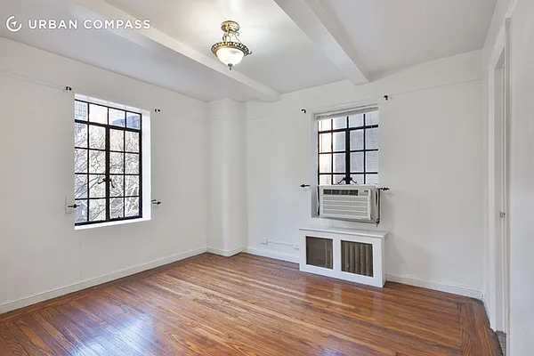 Rented by Compass | media 12