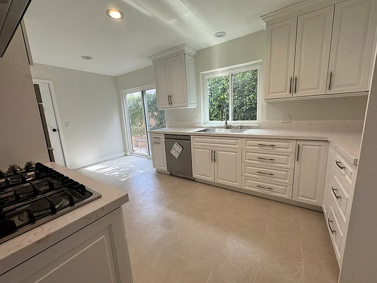 6307 Chimineas Ave — Photo 11