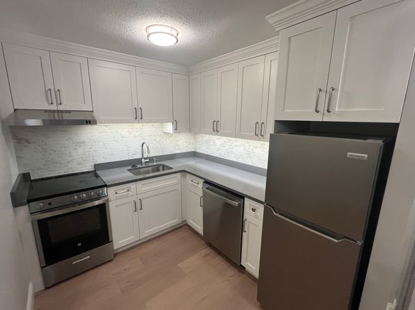 100 Tremont St APT 2