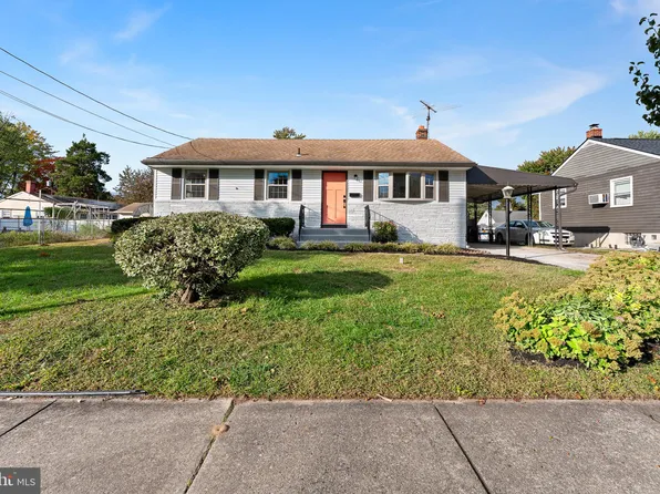303 Veterans Dr, Palmyra, NJ 08065