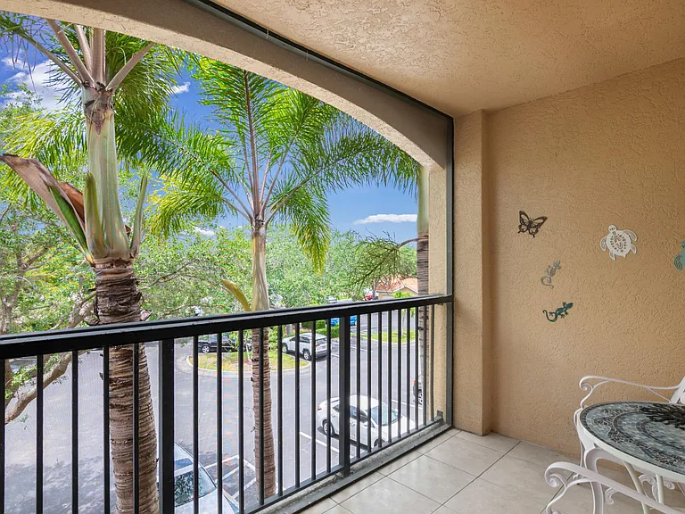 8635 River Homes Ln #305 — Photo 21