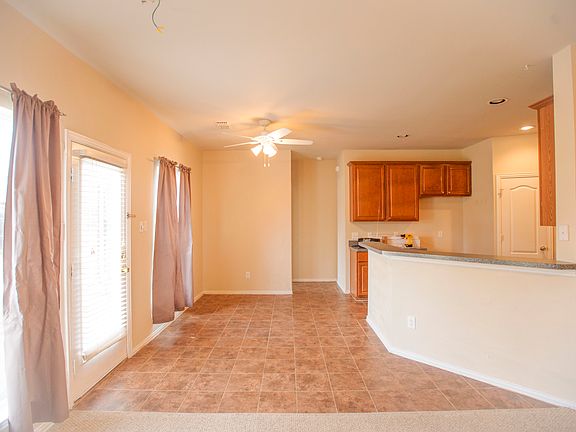 5th image of 4401 Grassy Glen Dr