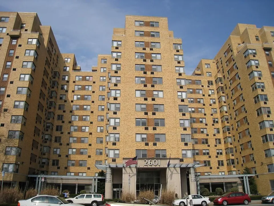 2601 Pennsylvania Ave #9
