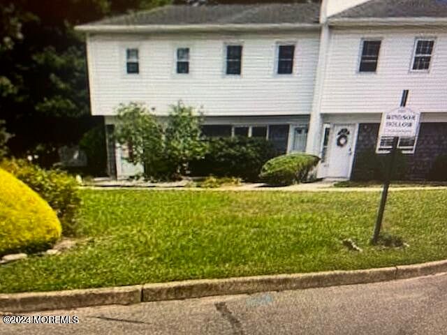 1st image of 593 Garfield Avenue #11