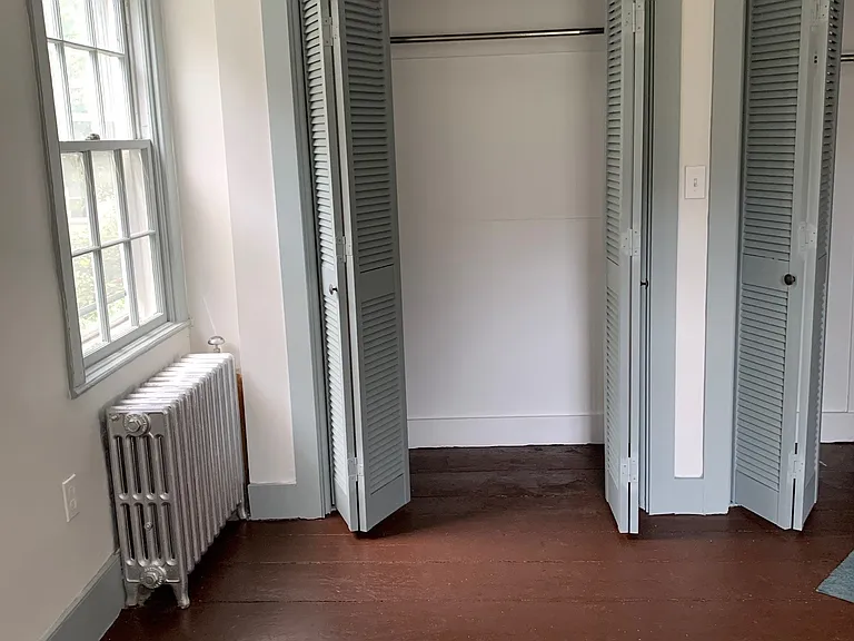 26 Dearborn St — Photo 2