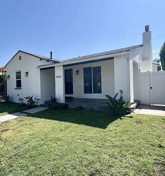 1656 S Crescent Heights Blvd — Photo 21