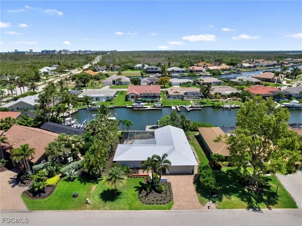 14841 David Dr, Fort Myers, FL 33908