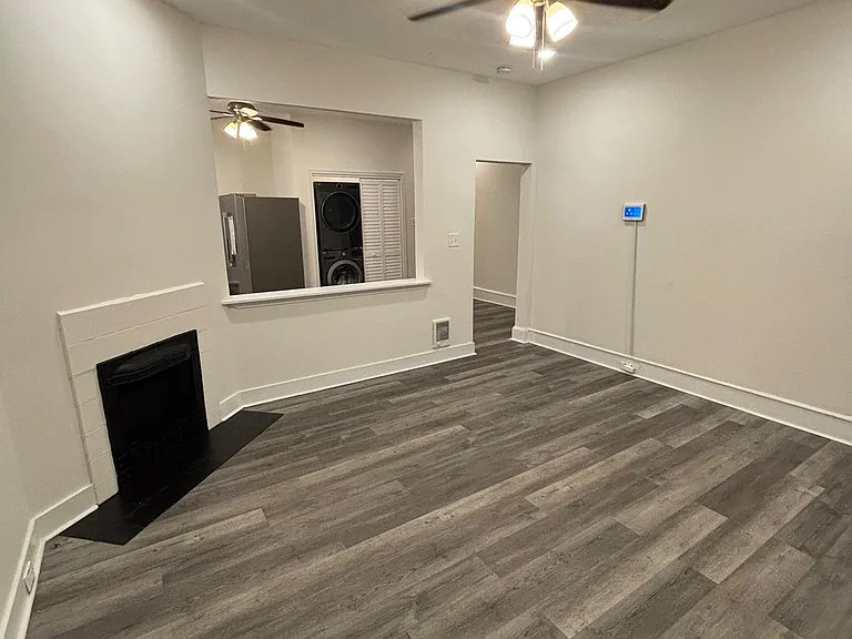 5427 Walnut St #F1 — Photo 2
