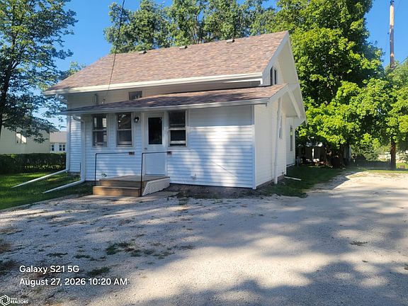 5th image of 304 S Lincoln St
