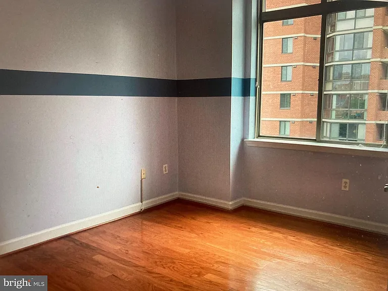 1001 N Randolph St #509 — Photo 11