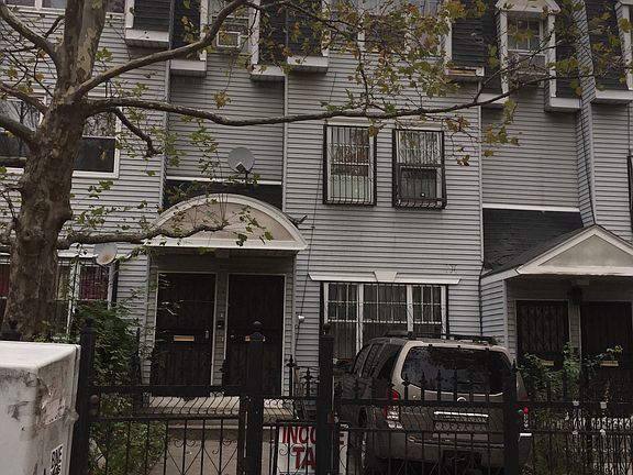 2nd image of 967 E 178th St