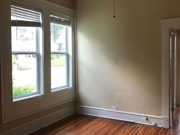 5th image of 303 Atkins Ave