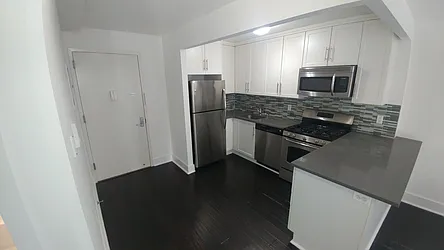 Rented by Metro Garden Realty NYC