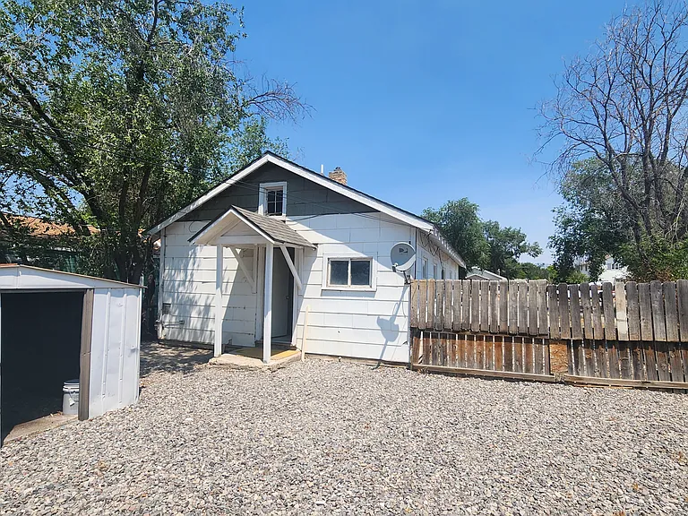 837 N Mesa Ave — Photo 6