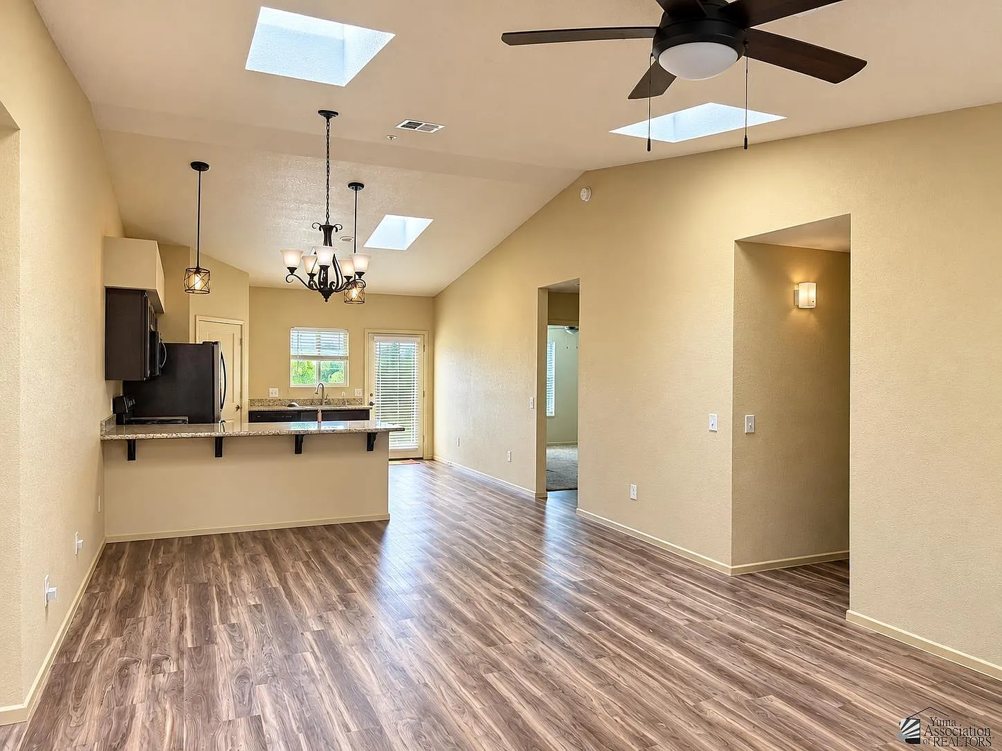 2 bed, 2.0 bath, 1250 sqft, $1,500 — Photo 4