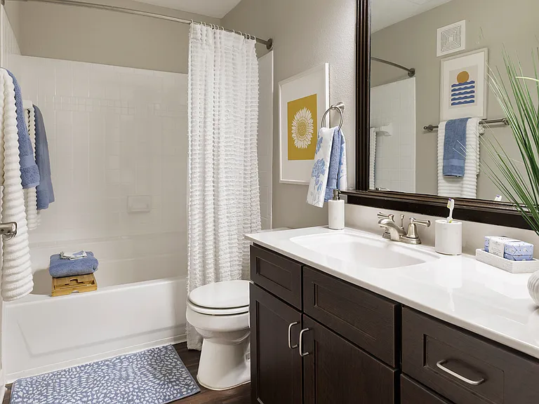 Lantana Ridge — Photo 16