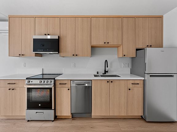2nd image of 4449 Illinois St #3