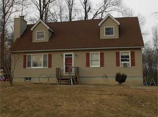 7 Thompson Ct, Campbell Hall, NY 10916