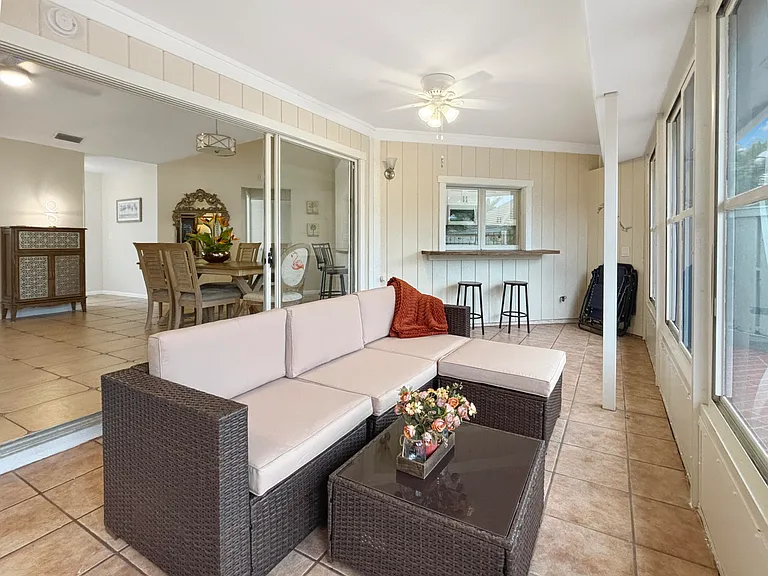 1127 E Seminole Ave #8A — Photo 26