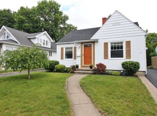 82 Pomona Dr, Rochester, NY 14616