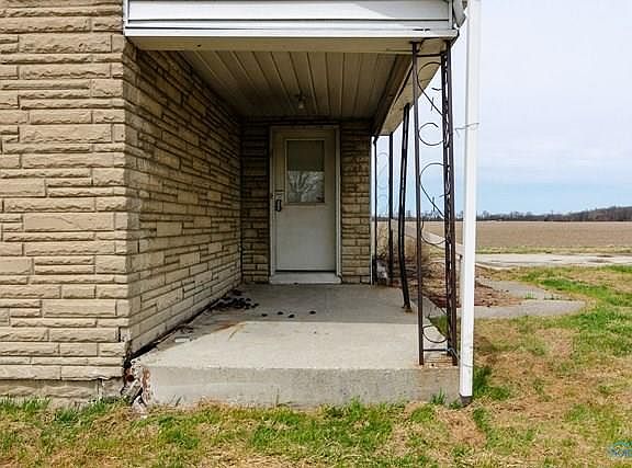 3rd image of 15305 County Road 424