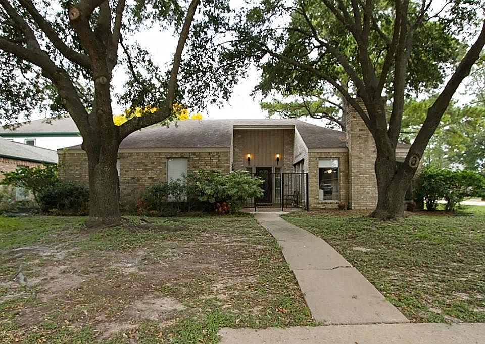 1st image of 13306 Duke Of York Ln