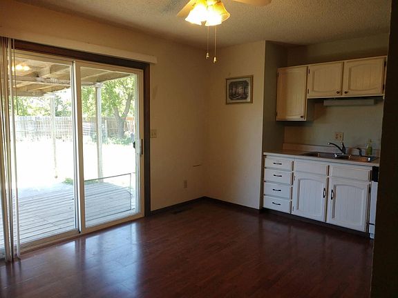 4th image of 2505 N C St