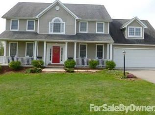 39 Westminster Pl, Grove City, PA