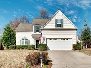 3 Trident Ct, Simpsonville, SC 29680