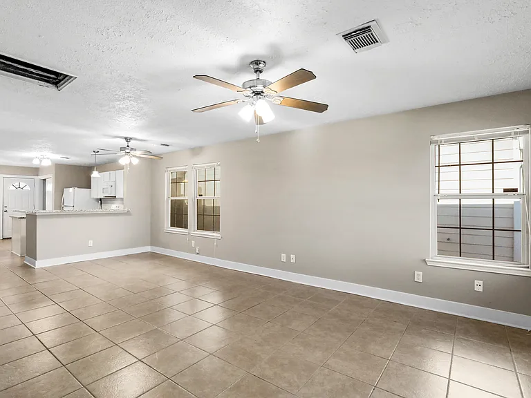 20967 Young Meadows Way — Photo 3