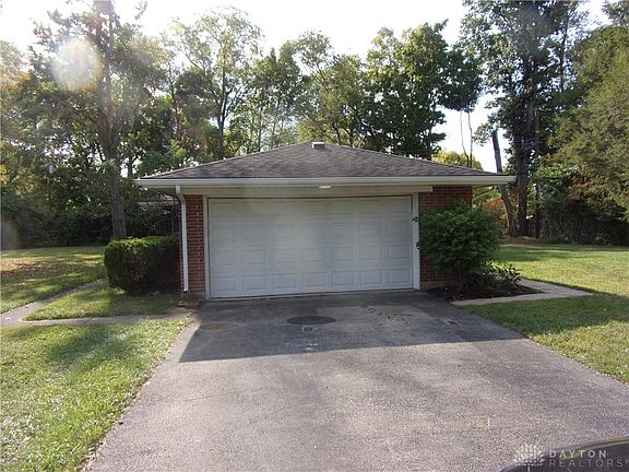 4th image of 5423 Cynthia Ln