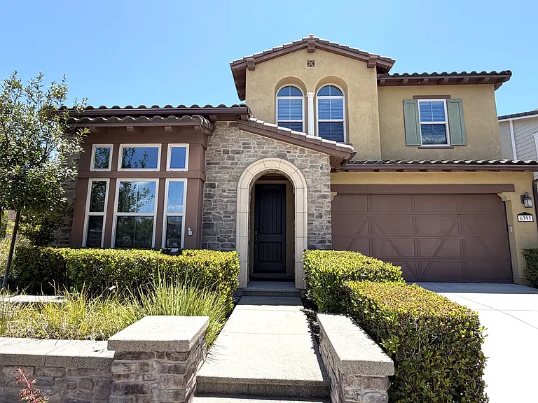 6393 Quail Run St — Photo 2
