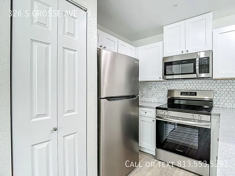 326 Grosse Ave #3 — Photo 6