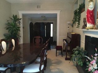 922 Wycliffe Dr, Houston, TX 77079