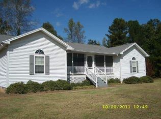 89 Whitewater Dr, Franklin, GA 30217