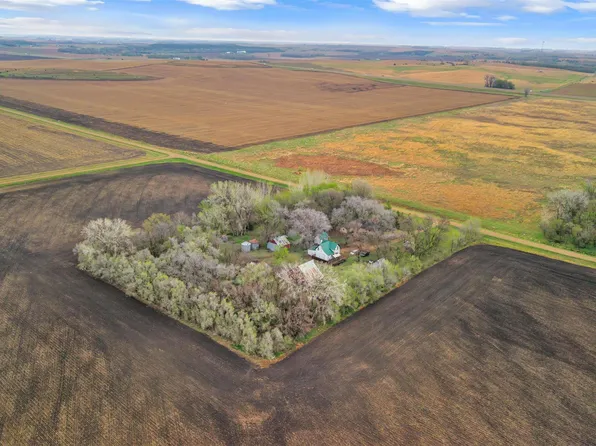 31015 470th Ave, Beresford, SD 57004