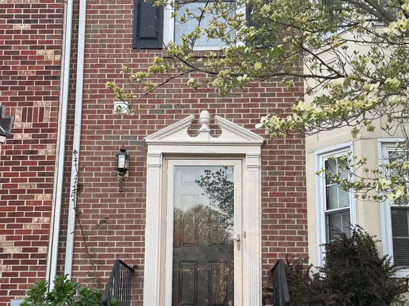 15819 Erwin Ct, Bowie, MD 20716
