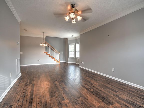 2nd image of 2514 Cloister Ln #Na