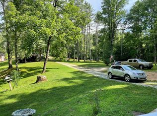 106 Whiteside Cove Rd, Franklin, NC 28741
