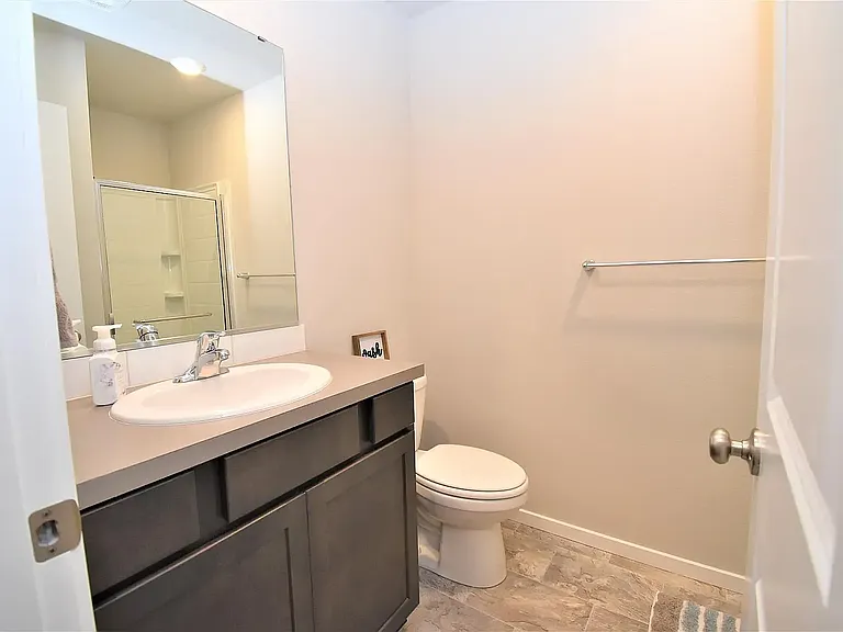 10717 32nd St NE — Photo 10