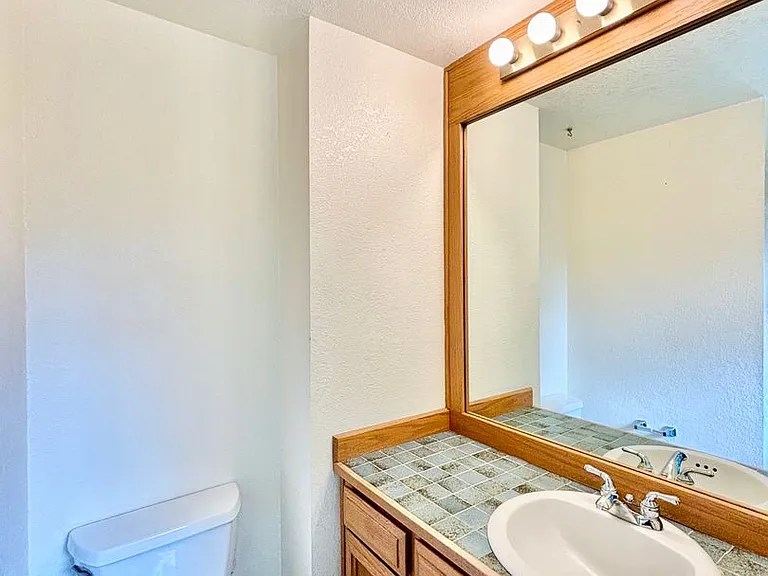 24119 SE 18th Pl — Photo 14