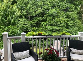 17084 Silver Arrow Dr, Dumfries, VA 22026