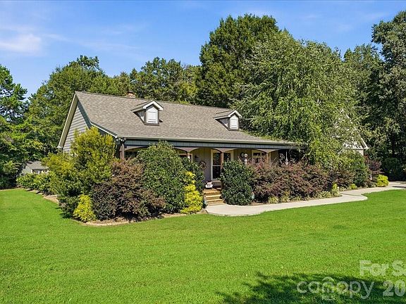 3rd image of 683 Mason Dickson Rd