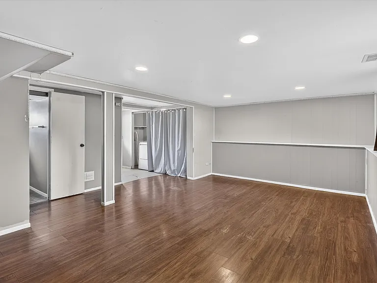 5635 Alabama Ave — Photo 11
